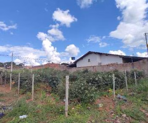 Lote de Esquina - Resid Tangará