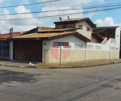 Casa para venda com 3 quartos e 2 vagas de garagem - 200m² no bairro Jardim Morumbi