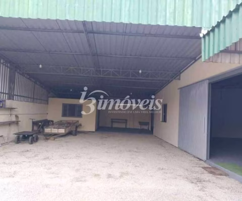 Aluguel de Galpão Comercial, com 400 m2, no bairro Brilhante, Itajaí-SC