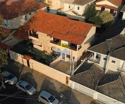 Sobrado com 4 dormitórios à venda, 310 m² por R$ 1.600.000,00 - Jardim das Indústrias - São José dos Campos/SP