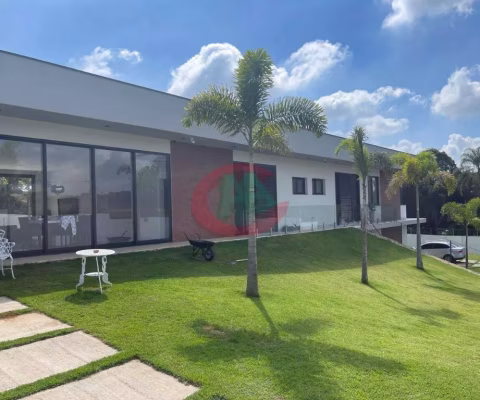 Linda Chácara com 4 quartos, 3.600 m², à venda por R$ 4.950.000- Vale das Laranjeiras - Indaiatuba/SP