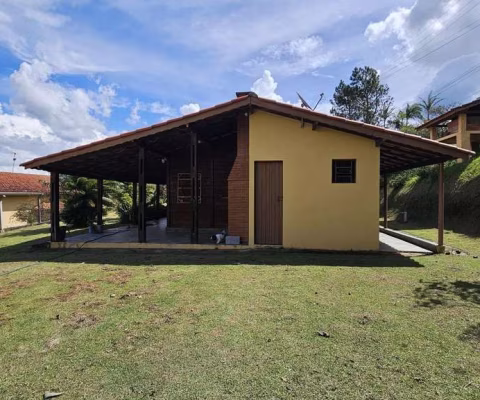 Chácara Condomínio para Venda em Pinhalzinho, zona rural, 3 dormitórios, 1 suíte, 3 banheiros