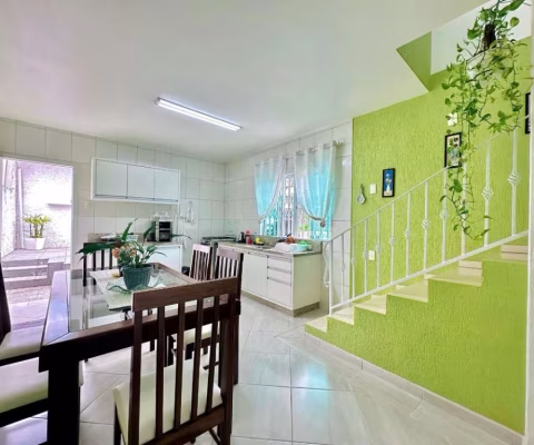 Casa Ampla à venda no bairro Ipiranga em São José/SC