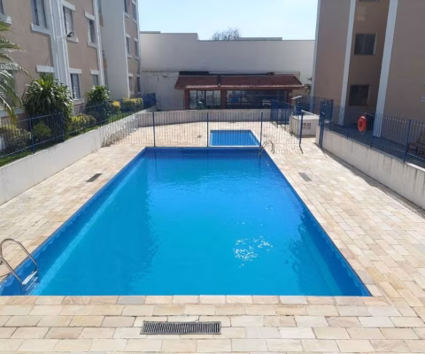 Lindo apartamento de 2 dormitórios e piscina.