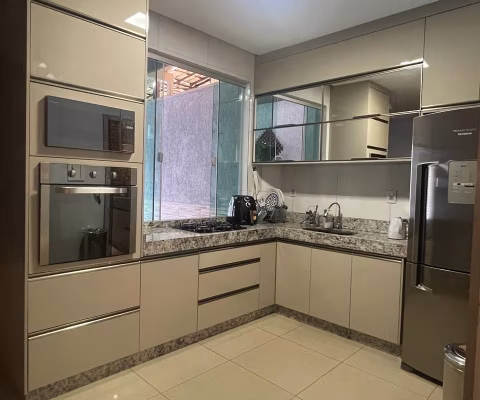 CASA DUPLEX CIDADE NOVA