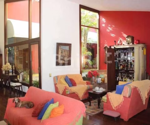 ITANHANGÁ - Casa com 339 m², no Condomínio VILLAGE DA FLORESTA