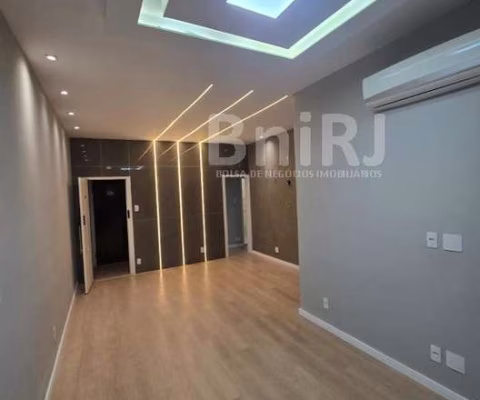 Apartamento 120mtrs², Rua marques de Abrantes, próximo ao metro do flamengo!