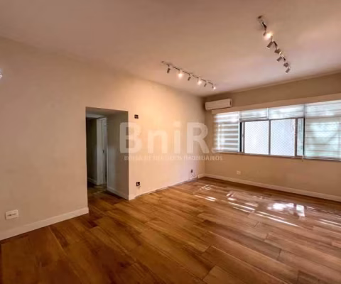 BOTAFOGO, ACONCHEGANTE, 3 QUARTOS,1 SUITE. REFORMADO. 88 m².
