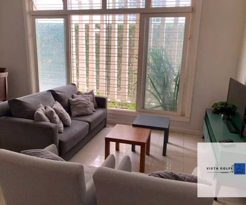 Casa térrea reformada, 3 suítes, sala ampla, churrasqueira no jardim