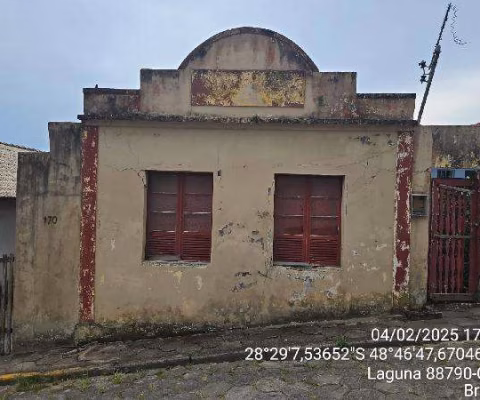 Casa 60m² - CENTRO, LAGUNA SC