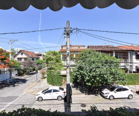 Casa  em São Francisco  220 m2 com 3  quartos à venda, 220 m² por R$ 1.590.000
