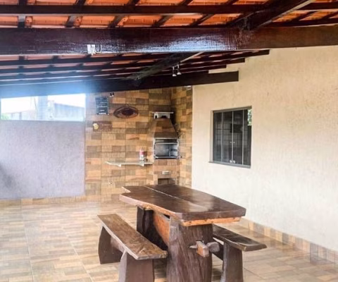 Linda casa com 3 quartos 1 suite, 3 vagas - Jaguaribe - Osasco