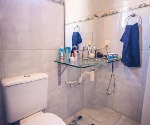 Sobrado para venda tem 106 metros quadrados com 3 quartos em Vila Oliveira - Mogi das Cruzes - SP
