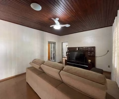 Casa com 3 Quartos e 2 banheiro à Venda, 130m²Anhangabaú Jundiai São Paulo