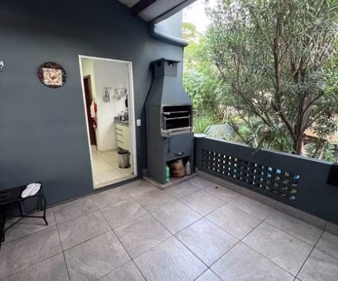 Casa com 3 Quartos e 2 banheiro à Venda, 130m²Capão Redondo São Paulo