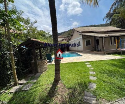 Casa em Condomínio para Venda em Niterói, Itaipu, 3 dormitórios, 2 suítes, 2 banheiros, 4 vagas
