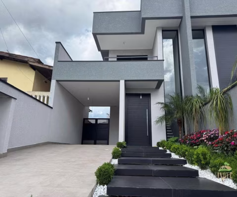 Sobrado Exclusivo com Piscina e Área Gourmet no Morada da Praia, Bertioga/SP: 3 Quartos, 3 Suítes, 2 Salas!