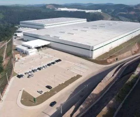 O galpão/depósito/armazém GLP Bandeirantes 10.052m² 13 docas