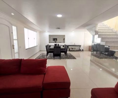 Lindo sobrado em Bairro da Água Fria com 3 dormitórios