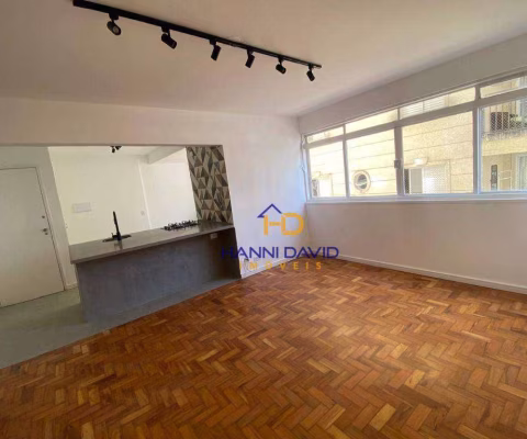 Apartamento A venda reformado  na vila Mariana 3 dormitórios 1 suíte 1 vaga cozinha americana  Metrô Ana Rosa 10 m a pé para Ibirapuera SP.