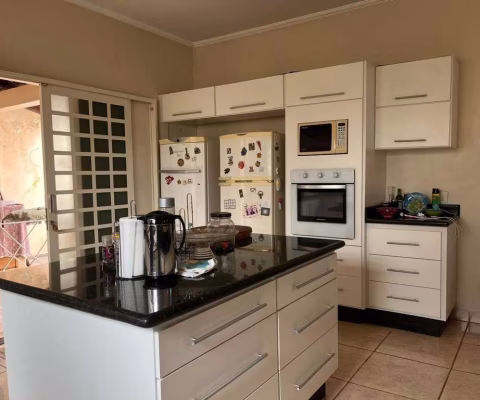 Casa à venda, 4 quartos, 1 suíte, Jardim dos Ipes - Três Lagoas/MS