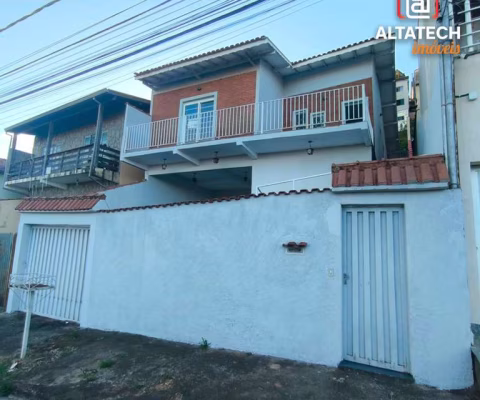 Imperdível oferta de casa à venda em Poços de Caldas-MG, Vila Caio Junqueira: 3 quartos, 1 suíte, 1 sala, 1 banheiro, 3 vagas, 106m²!