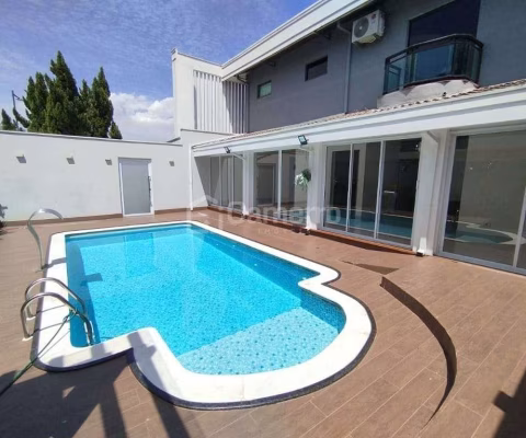 Casa com 4 dormitórios, sendo 3 suítes, à venda, 372 m² por R$ 2.690.000 - Loteamento Residencial J