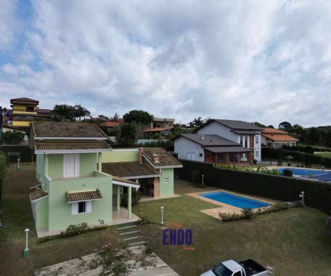 Linda Chácara em condominio com vista exuberante