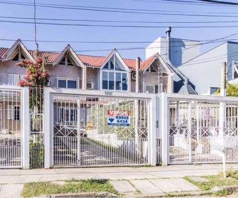 Casa para venda  no Bairro Guarujá em Porto Alegre