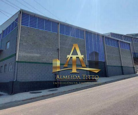 Galpão para Locação com 360 m², 2 Docas - Suru em Santana de Parnaíba/SP.