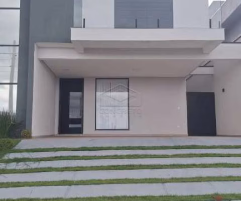 Casa à Venda em Condominio