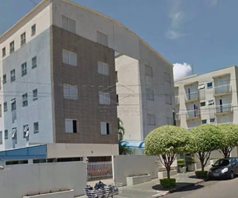 Apartamento 2 dormitórios na Av. Cruzeiro do Sul - próximo a USC - Cond. Leila