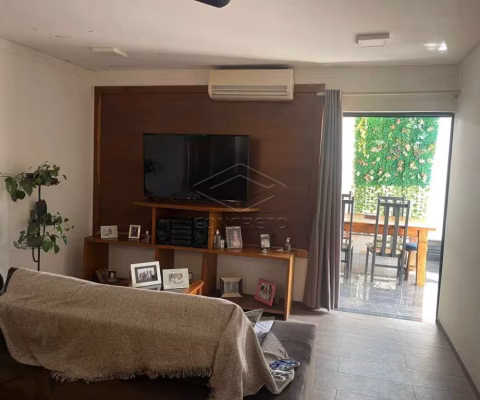 LINDA CASA CLIMATIZADA COM 3 DORMITÓRIOS