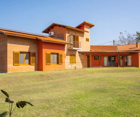 Casa Diferenciada em Condominio Laguna
