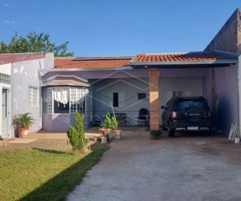 Residência com terreno inteiro - Vila Industrial