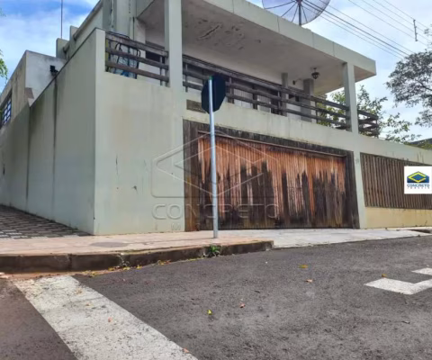 CASA EM AGUDOS PRÓXIMO AO FÓRUM