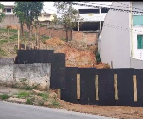 Terreno à venda no Heliópolis, Belo Horizonte 