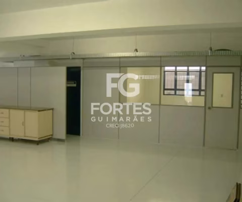 Salão com ótima localização com 260m² no Jardim Anhanguera