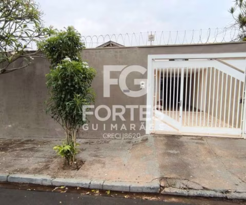 Casa Térrea com 158m² de área construída em um terreno de 250m², com 03 quartos sendo 1 suíte;