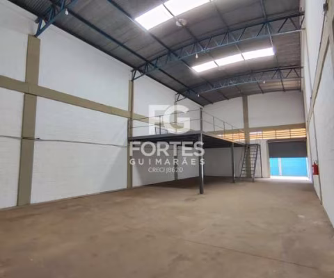 Salão Comercial entre as avenidas Brasil e Thomaz Alberto Whately com 320m² AC (opção negociável de + 320m² ao lado) sendo salão em vão livre + 50m² de mezanino, pé direito de 7,50m, piso usinado para