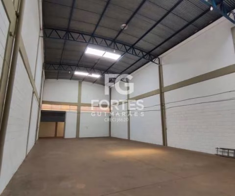 Salão Comercial entre as avenidas Brasil e Thomaz Alberto Whately com 320m² AC (opção negociável de + 320m² ao lado) sendo salão em vão livre, pé direito de 7,50m, piso usinado para carga pesada