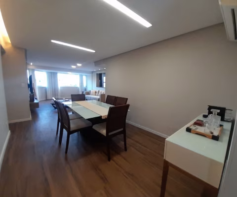 À Venda Apartamento Reformado e Mobiliado com Vista Mar na Ponta Verde – 145 m² | 4 Quartos |