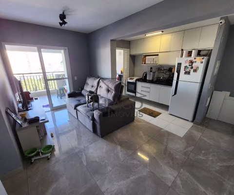 Apartamento à venda 2 dois dormitórios sendo uma suite, varanda com churrasqueira, condominio club,