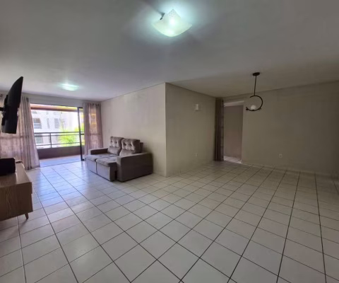 Apartamento à Venda em Cabo Branco, João Pessoa/PB