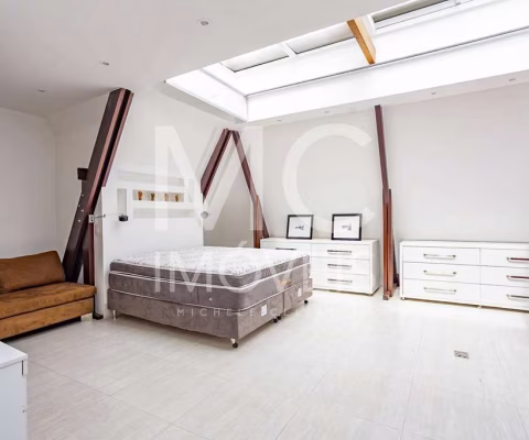 Cobertura Triplex com 195.0 m², à venda no bairro Batel.