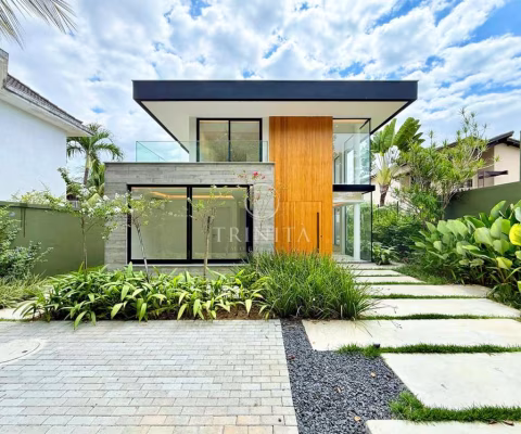 Casa em Condominio em Barra da Tijuca  -  Rio de Janeiro
