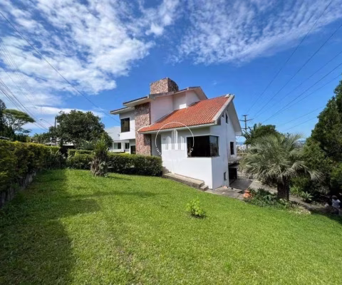 Casa 4 Quartos com 2 Suítes e 480m² - Bosque das Mansões