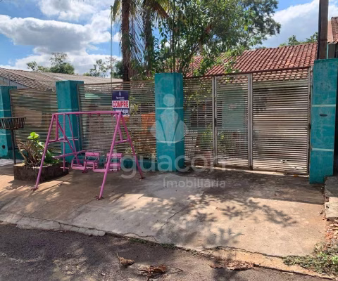 Casa com 03 Dormitórios e Móveis Planejados no Jardim Belvedere