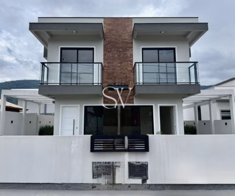 Casa Sobrado a venda com 02 Dormitórios sendo 02 Suítes em Forquilhas/ São José, SC
