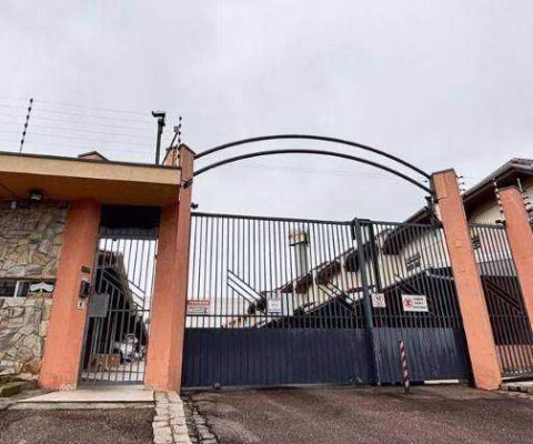 Sobrado - 2 Quartos e 2 Vagas de Garagem - Em Condomínio no Xaxim